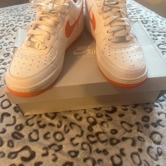 Nike Air Force 1 White and Orange Shoes - Picture 4 of 5
